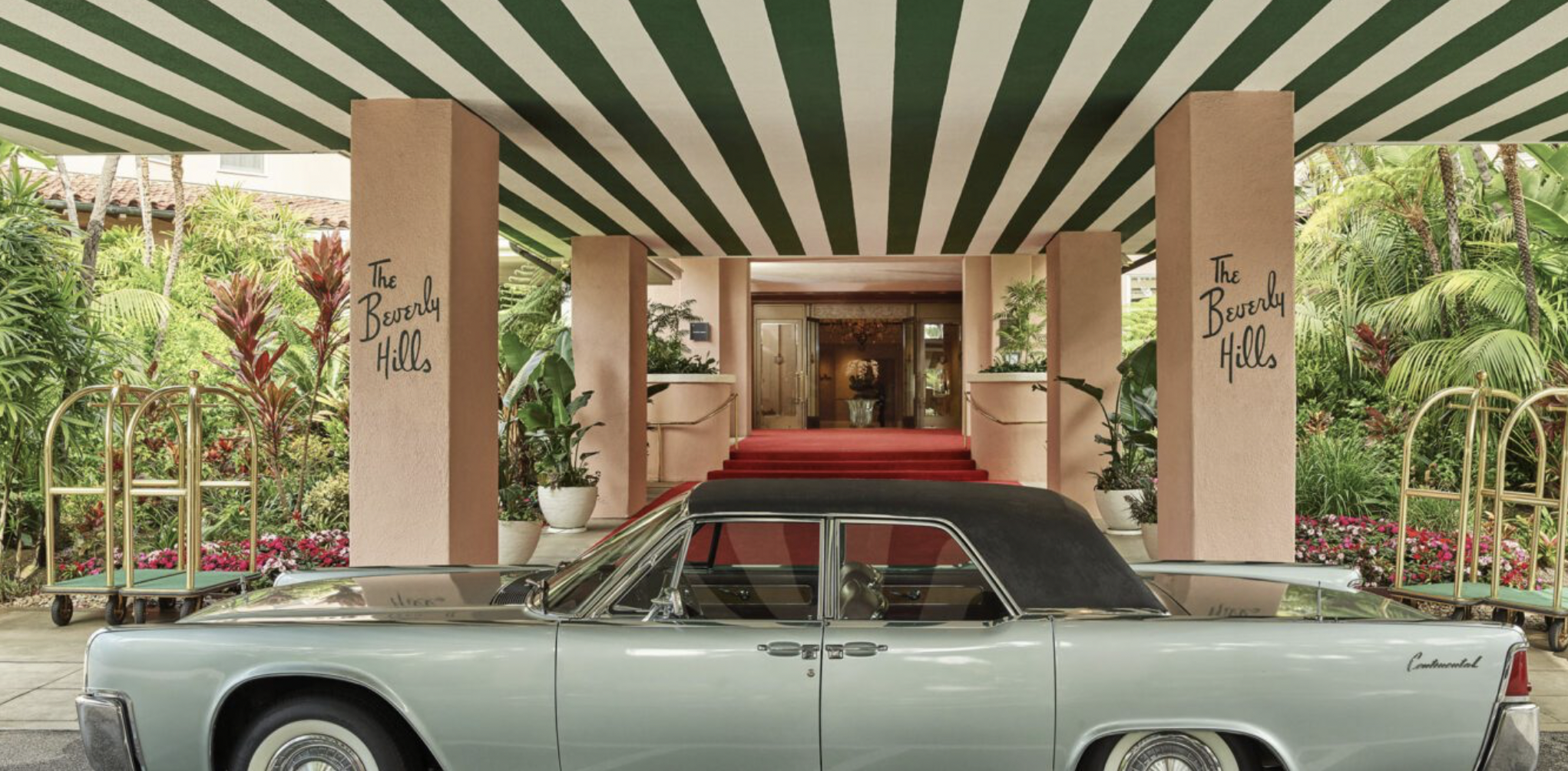 Join Paris Hilton, Elizabeth Taylor and Marilyn as a fan of the iconic Beverly Hills Hotel... which is somehow still cool!