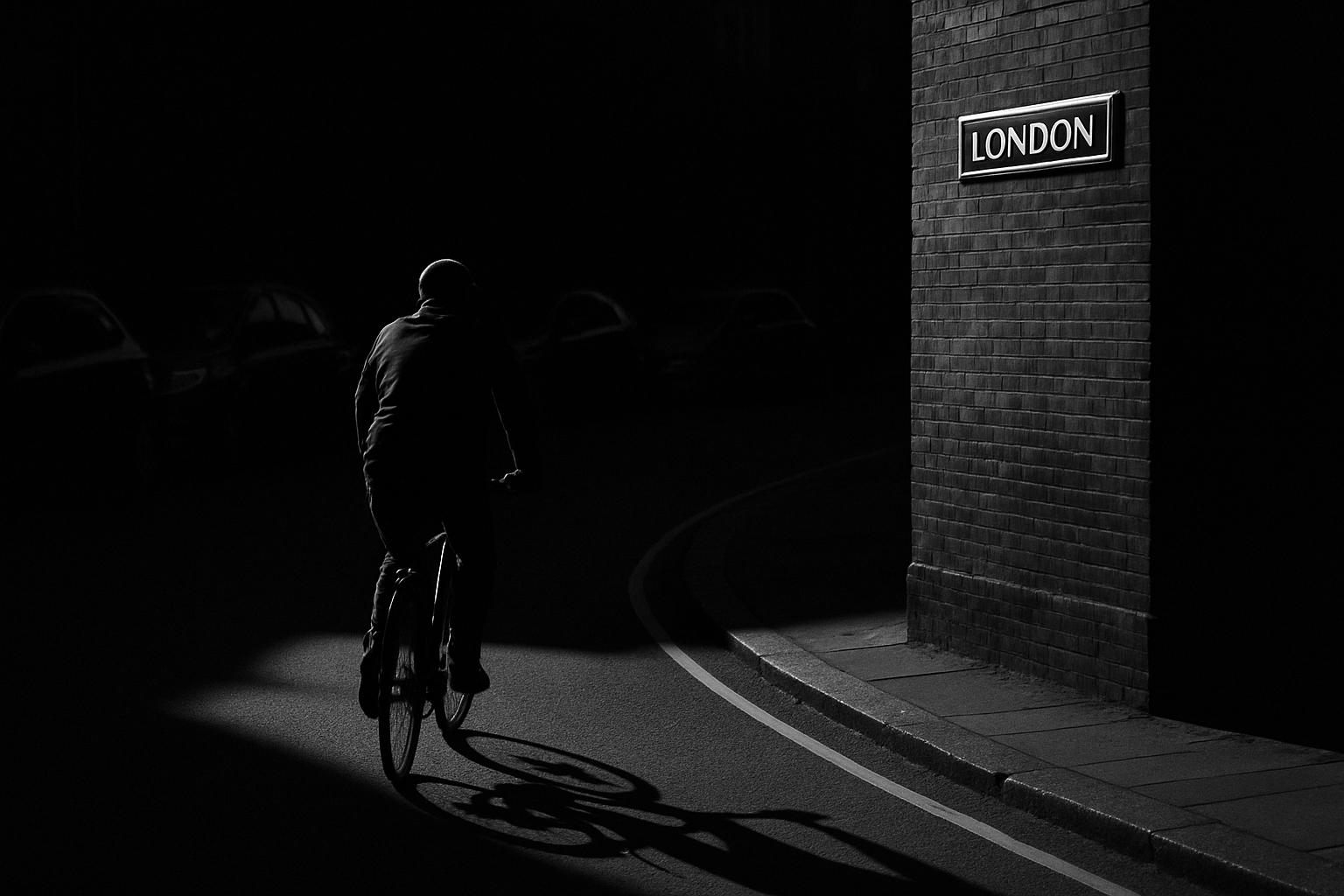 TfL suppresses report revealing LTNs do not significantly cut car use, raising transparency concerns