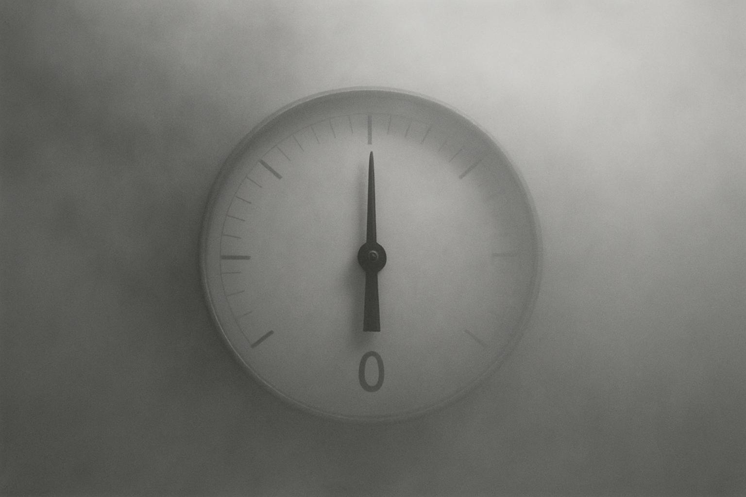 UK economic growth stalls ahead of Budget as private sector contraction deepens