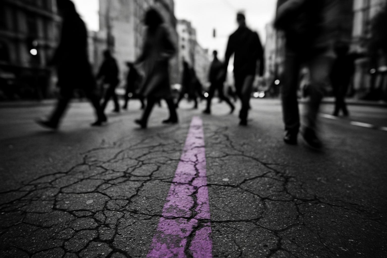 London’s purple line phone theft campaign dismissed as ineffective amid rising street crime